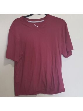 Mountain ridge tshirt size medium